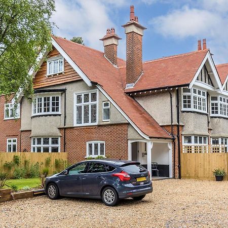 The Hideout Villa Bournemouth Bagian luar foto